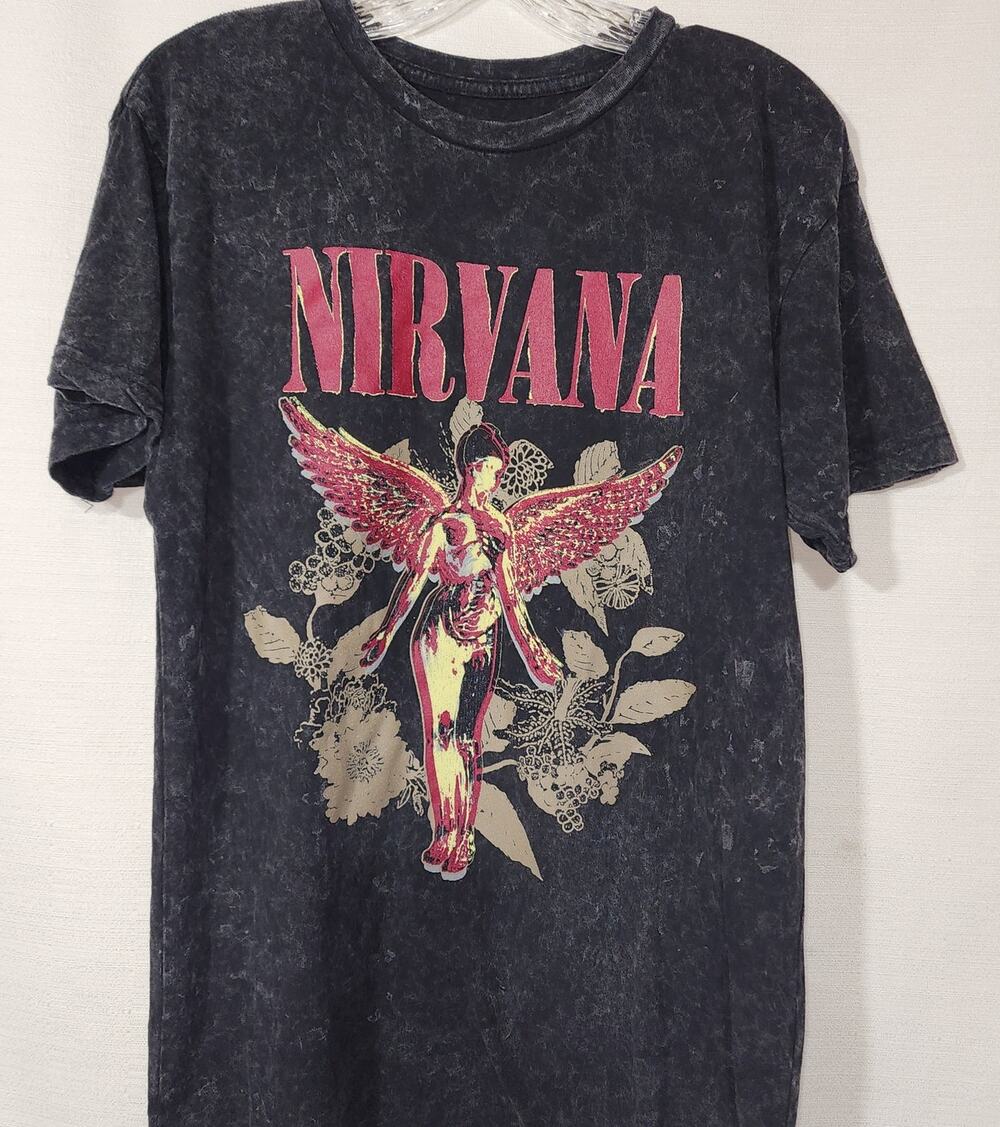 Nirvana women's black shirt small